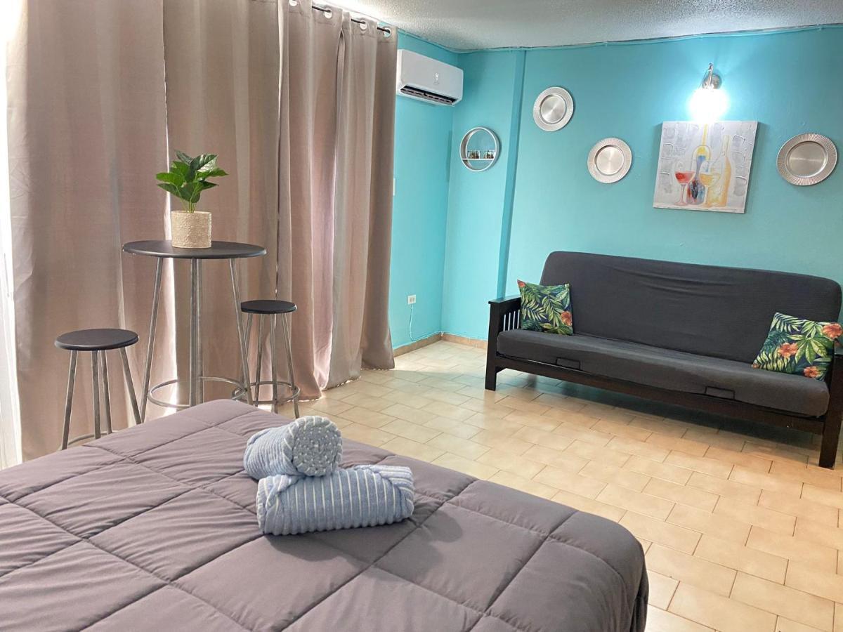 Beach Studios At Isla Verde Сан-Хуан Екстер'єр фото